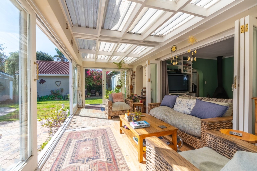 3 Bedroom Property for Sale in Kirstenhof Western Cape